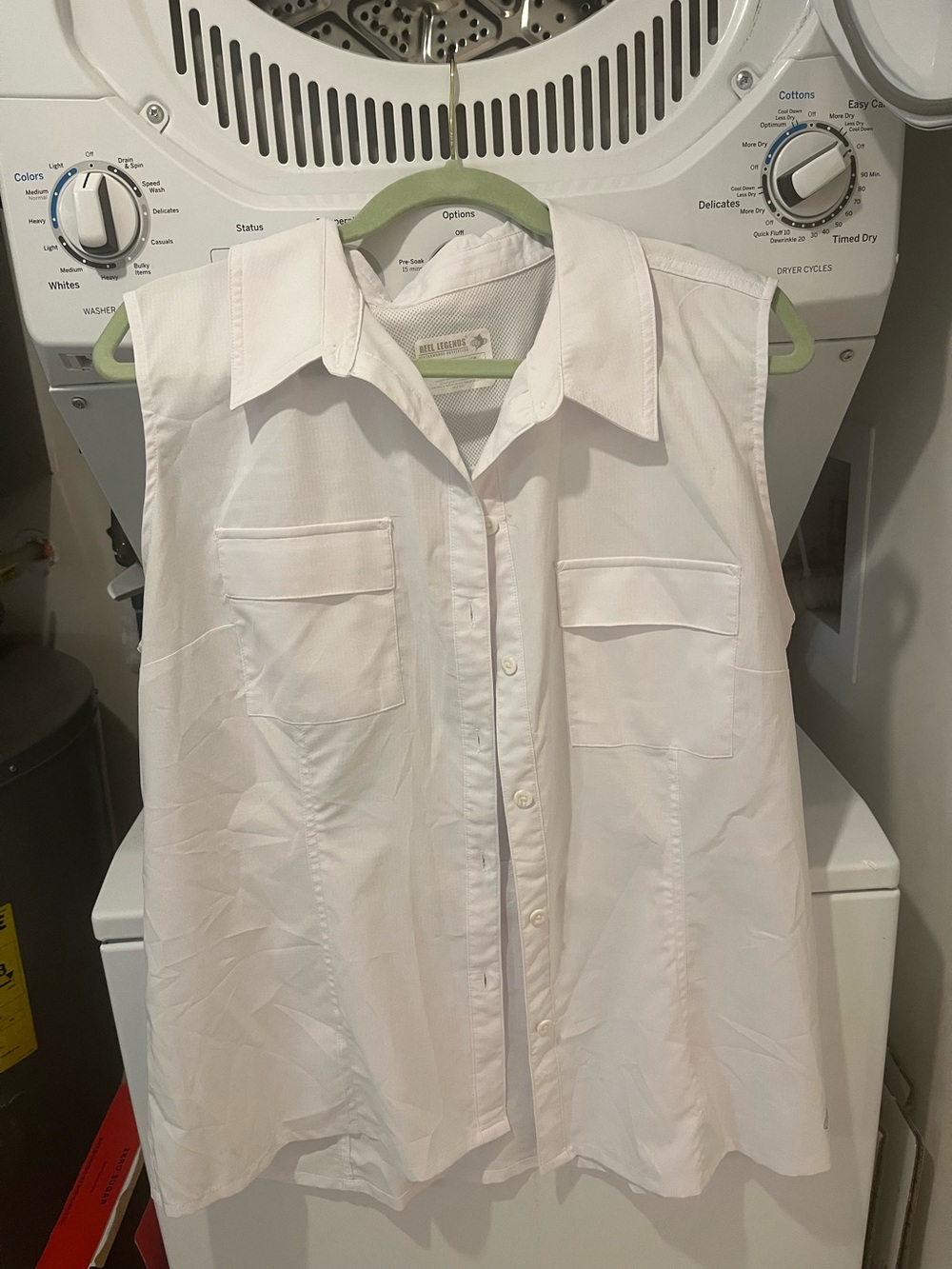 Reel Legends White Sleeveless Button-Down Shirt with Pockets